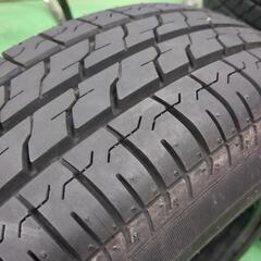 ブリヂストン　１８５／７０　Ｒ１４　８８ｓ　４本　の画像