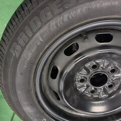 ブリヂストン　１８５／７０　Ｒ１４　８８ｓ　４本　の画像