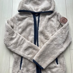 男の子130㎝　白のボアパーカーの画像