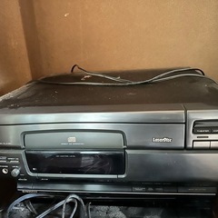 レーザーディスクプレイヤー