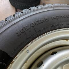 2022年製造トラック向け冬タイヤホイールセット　205/65R15 107/105Lの画像