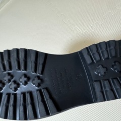 黒い靴の画像