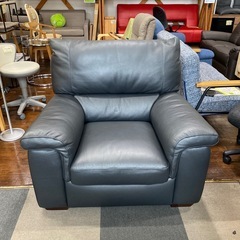 🇮🇹イタリア🇮🇹NATUZZI EDITIONZS  1人掛けソファ 1Pソファー 皮革  スタイリッシュ クラウスソファ  ナツッジエディションズ　 NO.1539F