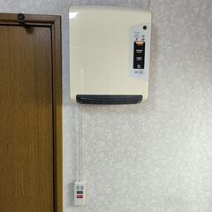 壁掛け脱衣所ヒーター(人感センサー搭載)  100V電気式 AWC-A120H-WHの画像