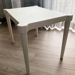 【美品・人気】IKEA UTTER テーブル & チェア2つセット の画像