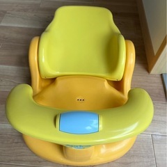 お風呂用の赤ちゃんのお座りグッズ