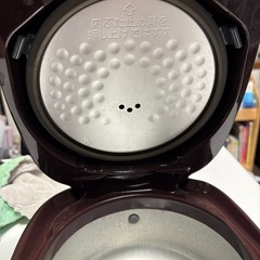 象印マイコン炊飯ジャー　NL-BB05AMの画像