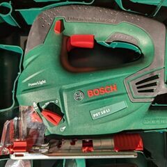 【引渡ご予約済】BOSCH コードレスジグソー本体＋バッテリー2個、充電器、インパクト、他　おまとめ　送料無料の画像