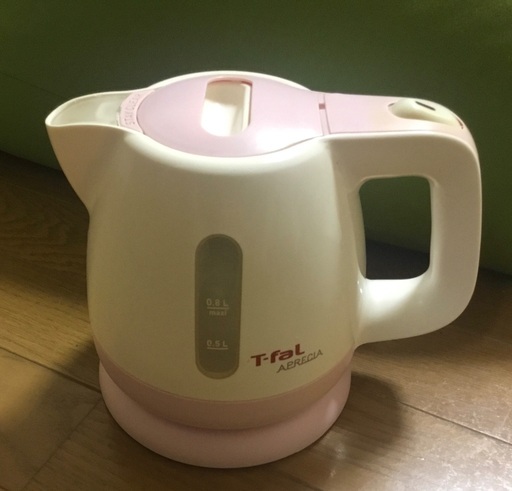 ＜動作＞ティファール電気ケトル・0.8L ピンク