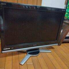 アクオス32型リモコン付　引き取りのみ