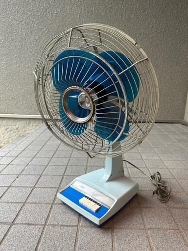 昭和レトロな扇風機