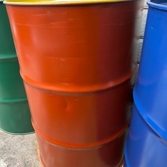 中古ドラム缶　空ドラム缶　赤茶色　10/29