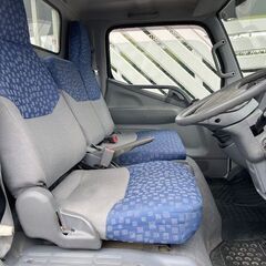 ★津島市発★　三菱ふそう：キャンターガッツ　1.5t　平ボディ　走行1万キロ台　追加ロープフック　ラダー爪受けの画像
