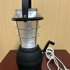 LEDランタン　LED照明　車中泊・災害・停電時　（USB充電・手動発電ダイナモ・車載充電・ソーラー充電・乾電池電源）の画像