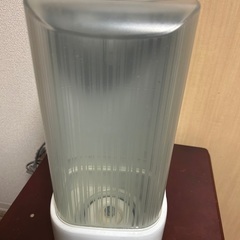 加湿器　加湿機　取扱説明書付　SHARP製　（空焚き防止機能　・　イオンシャワー機能付・タイマー機能付）の画像