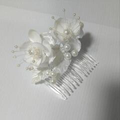 髪飾り コサージュの画像
