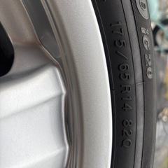ブリヂストン　VAGGIOホイール 4穴 4個(スタッドレスタイヤ 175/65R14 820 の画像