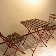 IKEAガーデンテーブルセット　赤(廃盤品)の画像