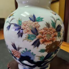 宮内庁御用達　深川製磁　花瓶　台・剣山付きの画像