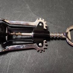 ワインコルク抜き＆チーズおろし　中古の画像
