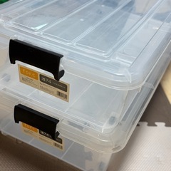 コロ付き収納BOX・衣装ケース