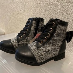 子供用ブーツ　