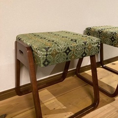 椅子 イス  オットマンの画像