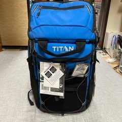 TITANバックパッククーラーバッグ保冷リュック＊氷入れても大丈夫！