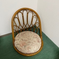 座椅子 クッション付き