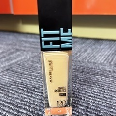 1回使用　残量9割以上　MAYBELLINE(メイベリン) ファンデーション フィットミー リキッド ファンデーションR 120 極めて美品の画像