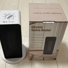 【新品未使用品】小型電気ファンヒーター　