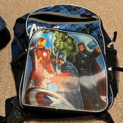 marvel子供用リュックの画像