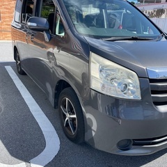 トヨタ　ノアZRR70G　車検R8.1