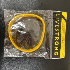 LIVE STRONG リブストロング 2個　リストバンド 