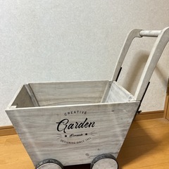 ナチュラル雑貨　アンティーク　フラワーワゴン　ガーデンカート