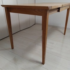 大塚家具　伸縮ダイニングテーブル