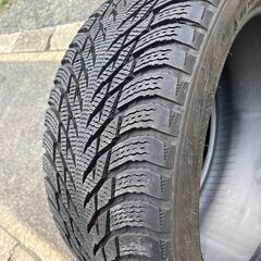 ★ノキアンタイヤ・スタッドレスタイヤ！！　（nokian TYRES　HAKKAPELIITTA R3）　２４５／４０Ｒ１８　９７Ｔ　２本　２０１８年製★の画像