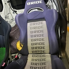 BRIDEセミバケットシート