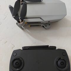 DJI ドローンMavic Mini コンボ＋バッテリー5個＋その他アクセサリー付きの画像