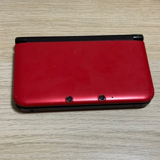 [お取引中]3DSLL ﾚｯﾄﾞ×ﾌﾞﾗｯｸ 本体