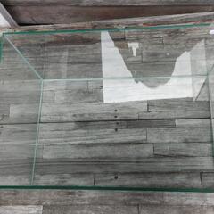 新春値下げ　ガラス水槽の画像