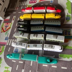 ダイソーの電車