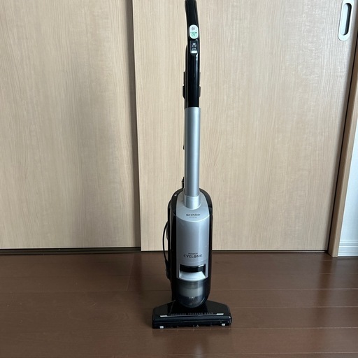 シャープほうき形掃除機