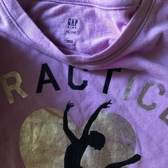 女の子　服　Tシャツ　150の画像