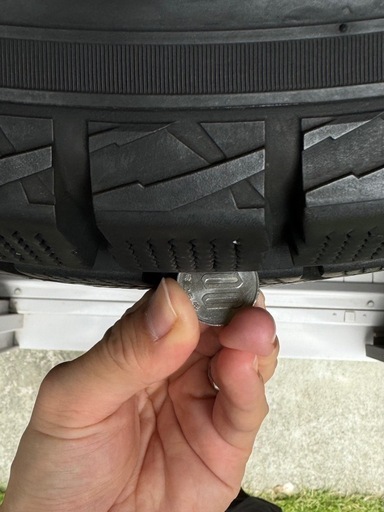 【値下げ可能！】プラド　ハイラックス　265/65/R17 　スタッドレスタイヤ