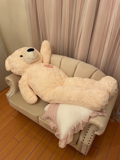 ふわふわな大きいくまのぬいぐるみ