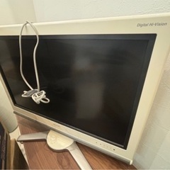 テレビ中古品　500円差し上げます