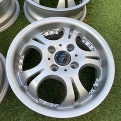 深
リム14インチホイールセットの画像