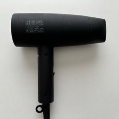 【値下げしました】サロニア　スピーディーイオンドライヤーの画像
