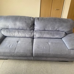 三人掛けソファ